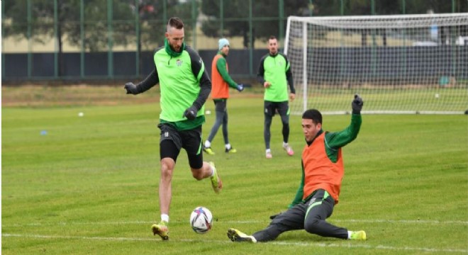  Bursaspor, Erzurumspor maçına yoğunlaştı